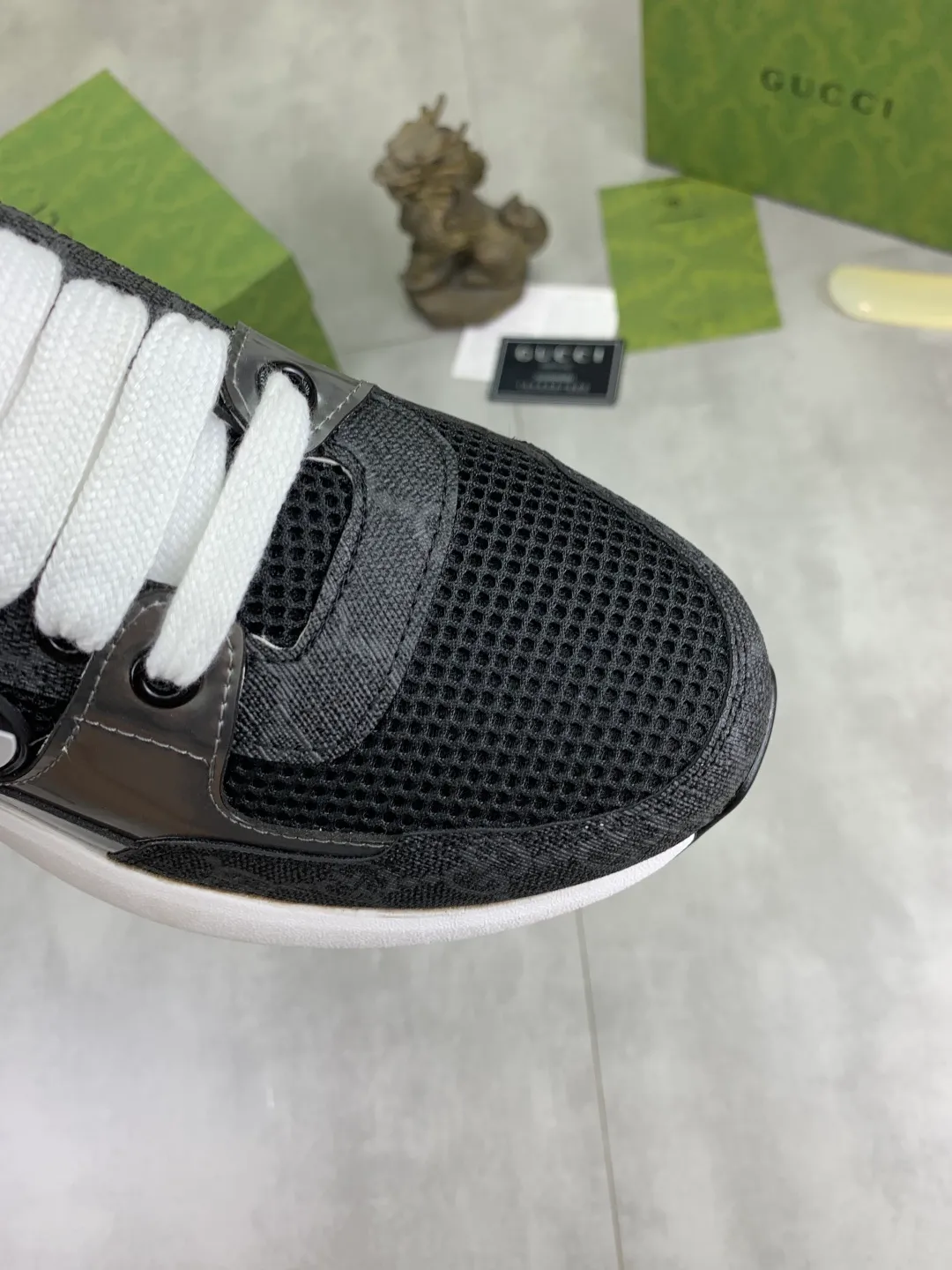 Men's men's shoes 💰P420💰【New model】 🆘 The latest model from Gucci official website🎁Classic casual and fashionable men's shoes👟Best model💥The style is simple and elegant, exclusive for trendy men. Unique official website latest brand elements👑Gucci original decoration, fashionable and generous, the fabric is made of original soft calfskin➕Comfortable soft pigskin lining ✅The official website specifies wear-resistant rubber outsole_full of elasticity, classic model taken in real life🎬Color: 3️⃣colors available😍Number: 38-44 (45 46 customized)